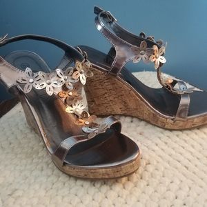 Size 8.5 wedges